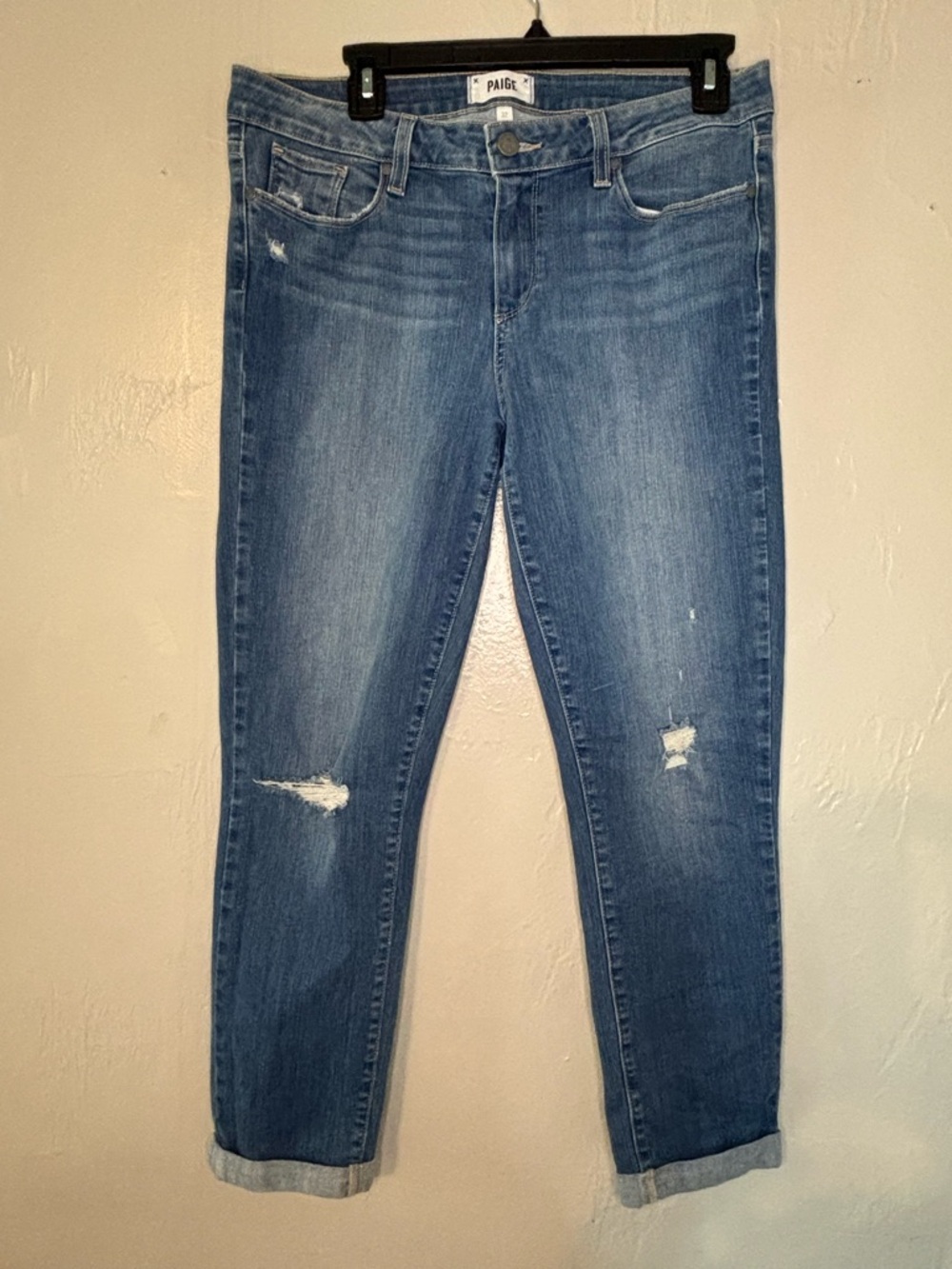 PAIGE Medium Blue Kylie Crop with Light Distressing size 32